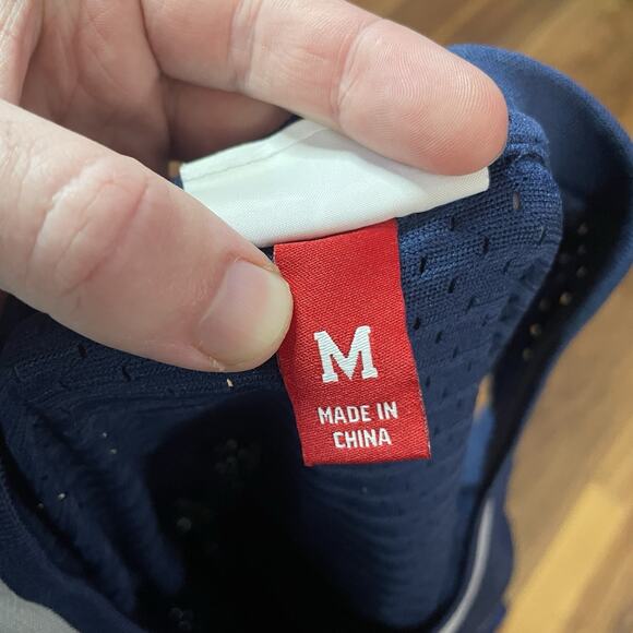 Mitchell & Ness Men’s M Georgetown Hoyas Allen Iverson #3 Jersey ‘95-‘96 College - Picture 7 of 10